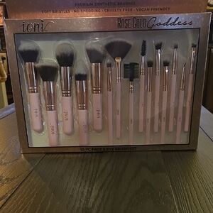 IONI London Rose Gold Goddess Brush Collection, NWOT.